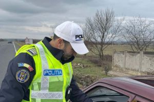 Șofer prins fără permis pe o stradă din Timişoara. A încercat să păcălească poliţia cu o identitate falsă