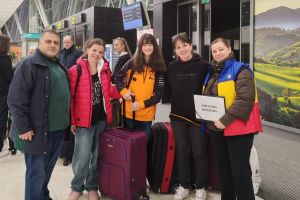 Ce se întâmplă cu absenţele elevilor blocaţi în Dubai. Inspectoratul Școlar clarifică situaţia