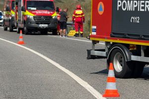 Accident în lanţ! Mai multe maşini s-au ciocnit, vineri, în judeţul Satu Mare. Mobilizare a pompierilor