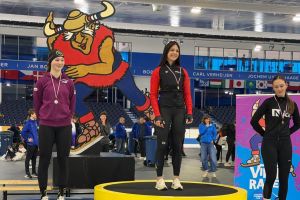 Anastasia Băcilă face furori în Olanda: patinatoarea minune a Sibiului a doborât şi două recorduri naţionale / foto