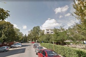 Cladire de sapte etaje pe strada Fundatura 1 Mai, chiar langa Scoala de Scafandri din Constanta 