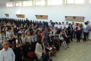 Sesiune de comunicari stiintifice la Liceul Tehnologic I. C.Bratianu din Nicolae Balcescu. Fauritori ai Romaniei Moderne“ (galerie foto)