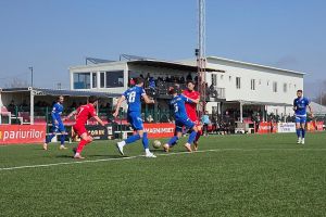 Fotbal/ Liga2: FC Bacău o bătu şi pe CSM Slatina. Urmează Tunariul, în startul play-out-ului