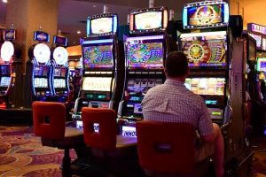 Zona combinatului, viitor ”Las Vegas de Târgu Mureş”! Peste 300 de locaţii cu jocuri de noroc, mutate din zonele rezidenţiale!