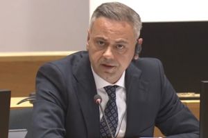 Ministerul Agriculturii propune măsuri pentru echilibrarea relaţiei dintre producătorii români şi retaileri