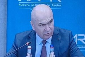 Bolojan taie din zilele de concediu. Cine sunt angajaţii loviţi puternic de măsura premierului