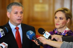 Zeci de mii de foşti proprietari riscă să fie lăsaţi cu buza umflată de statul român