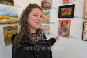 Barbara-Brigita Popa, singurul artist dâmboviţean prezent la Salonul Naţional de Plastică Mică Brăila 2026