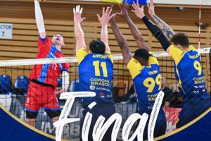 Volei masculin: Corona Braşov a fost învinsă în setul decisiv de Steaua