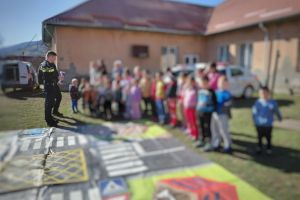 FOTO: Politia Romana a intensificat actiunile de siguranta in scoli in perioada 6-12 martie 2026