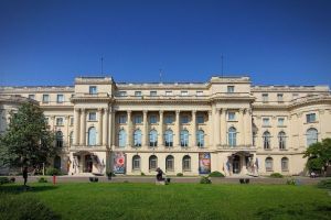 Primele autoportrete şi carnetul de schiţe ale lui Brâncuşi, expuse la sediul Muzeului Naţional de Artă al României din Bucureşti