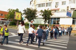 Ziua Poliţiei Locale, alături de elevi