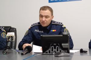 „Tu ştii cine sunt eu?” Șeful Poliţiei Botoşani, „rătăcit” în alt judeţ. Ar fi intrat peste un poliţist din Iaşi să-l certe