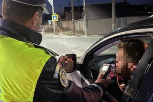 Șoferi prinşi băuţi la volan în Mediaş şi Motiş: aveau alcoolemii mari