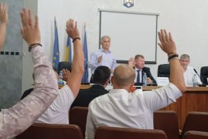 CJ Botoşani nu are bani pentru plata facturilor curente. A luat bani din excedentul bugetar pe anul trecut