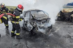 Tragedie pe DN 2! Două persoane au murit, după un accident rutier la Mihăileşti. Una dintre victima, carbonizată în maşina care a luat foc