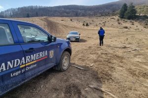 Amenzi de peste 33.000 de lei aplicate de jandarmii braşoveni, în weekend