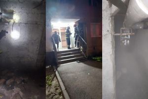 FOTO/VIDEO. Fumul din subsol a pus pe jar un bloc din Satu Mare: mai mulţi locatari au fost scoşi din locuinţe. Ce spun pompierii