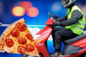 Fără permis, un adolescent din Satu Mare a plecat cu mopedul după pizza. Pe drum a fost oprit de poliţişti