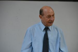 Ministrul Apararii, replica la declaratia lui Traian Basescu - Romania este adapostita. De pe teritoriul national nu se va pleca cu incarcatura exploziva“