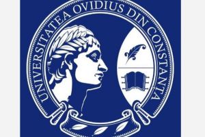 Universitatea Ovidius Constanta: Formare practica pentru viitorii specialisti in agricultura si horticultura. Atelier despre taierile de fructificare la speciile de samburoase 