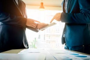 Un nou contract pentru paza bunurilor publice atribuit de Primaria Constanta catre firma fostului politist si detectiv particular, Brotac (DOCUMENTE) 