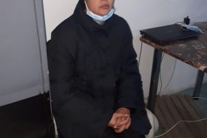 O cerşetoare, numai bună de muncă, a făcut 250 lei în doar 30 de minute, pe o stradă din Botoşani