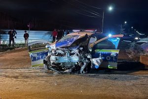 Doi poliţişti răniţi într-un accident. Autospeciala în care se aflau a intrat într-un alt vehicul