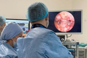 La Spitalul Regina Maria Timişoara se tratează hernia de disc prin endoscopie spinală – o intervenţie modernă, minim invazivă
