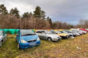 Primăria Sibiu încearcă din nou să vândă zeci de maşini abandonate: preţurile au mai scăzut