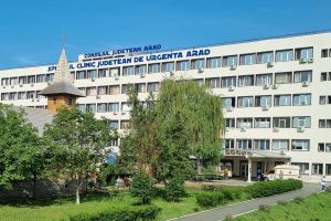 Doar o firmă a depus ofertă pentru modernizarea Blocului Operator al Spitalului Judeţean Arad. CJA reia procedura