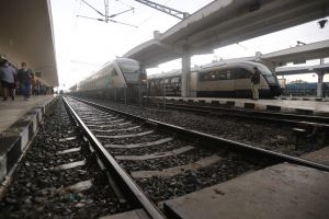 Profesor din Timişoara, prins că lua mită de la mecanici de locomotivă ca să-i promoveze