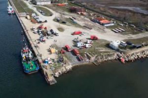 VIDEO. Accident naval tragic in Portul Midia. Imaginile din drona suprind mobilizarea fortelor de interventie 