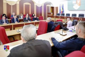 Iniţiativa preşedintelui consiliului judeţean Nicuşor Halici: baze sportive deschise pentru toţi şi înfiinţarea unui clubului sportiv judeţean