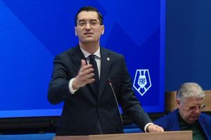 Răzvan Burleanu a câştigat detaşat alegerile pentru şefia FRF