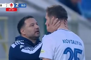 Ce i-a şoptit la ureche Marius Croitoru fotbalistului din Superliga care şi-a dat autogol şi a luat „roşu” la interval de doar 4 minute