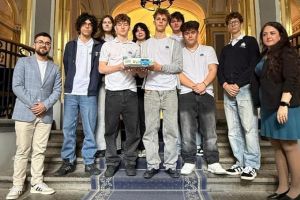 FOTO: Echipa Liceului UMFST, în finala competiţiei ”AI for Good”