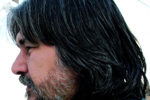 Verticalitatea spiritului în poezia lui Adrian Frăţilă