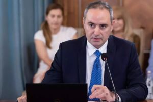 Alexandru Nazare: Banii pentru pensionari există, ţara are nevoie de buget pe 2026 cât mai repede