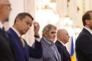 Liderii coaliţiei, şedinţă de urgenţă, după scandalul pe bugetul pentru anul 2026. PNL şi PSD se acuză reciproc de blat cu AUR
