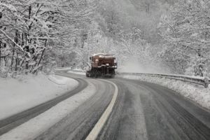 Ninsori şi vânt puternic în centrul ţării! Informare meteo până pe 20 martie