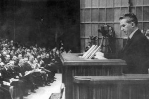 Ecoul unui şoc petrolier: criza din Iran şi vulnerabilităţile structurale ale României