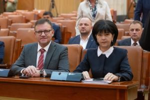 Comunicat PSD: Bani pentru seniorii cu venituri mici şi copiii cu dizabilităţi, obţinuţi de PSD în Parlament