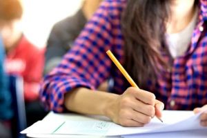 Admiterea la liceu: Calendarul complet şi criteriile de departajare pentru elevii de clasa a 8-a