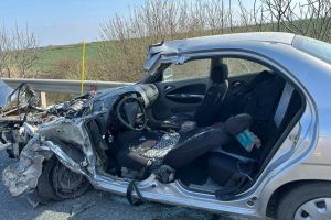 FOTO. Cum s-a produs accidentul mortal din judeţul Satu Mare. Șoferiţă (72 ani) decedată după ce a intrat pe contrasens