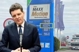 Nicuşor Dan anunţă măsuri pentru scumpirea carburanţilor: „Statul va interveni”. În Satu Mare motorina a trecut de 10 lei