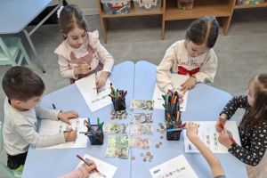 Lecţie de educaţie financiară, la Școala Gimnazială Sâncraiu de Mureş