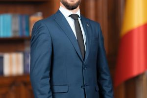 Revoltă în Parlament: deputatul Antonio Popescu (AUR) demontează bugetul Guvernului