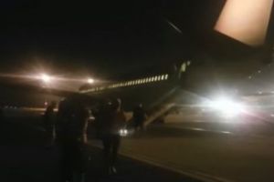 ATERIZARE de URGENȚĂ pe Otopeni! Un pasager a MURIT în AVION! INCIDENT TRAGIC la BORD