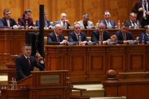 Grindeanu: Miliardarii României cu maşini de colecţie de sute de milioane de euro au fost scutiţi de impozite în valoare de 150 de milioane de lei!